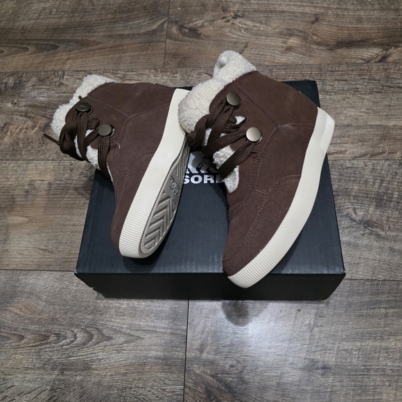 Sorel  Out N Out  Winter Boots Women Size 7.5 - Picture 10 of 11